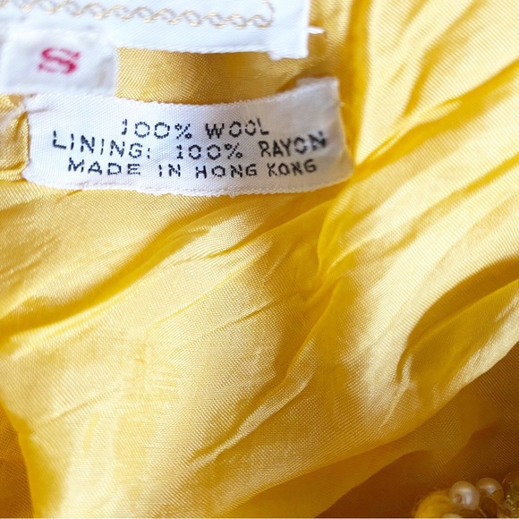 Vintage 1960s Mod Sequin Cropped Tank Cardell Made in Hong Kong, Gold White, S - Picture 8 of 8